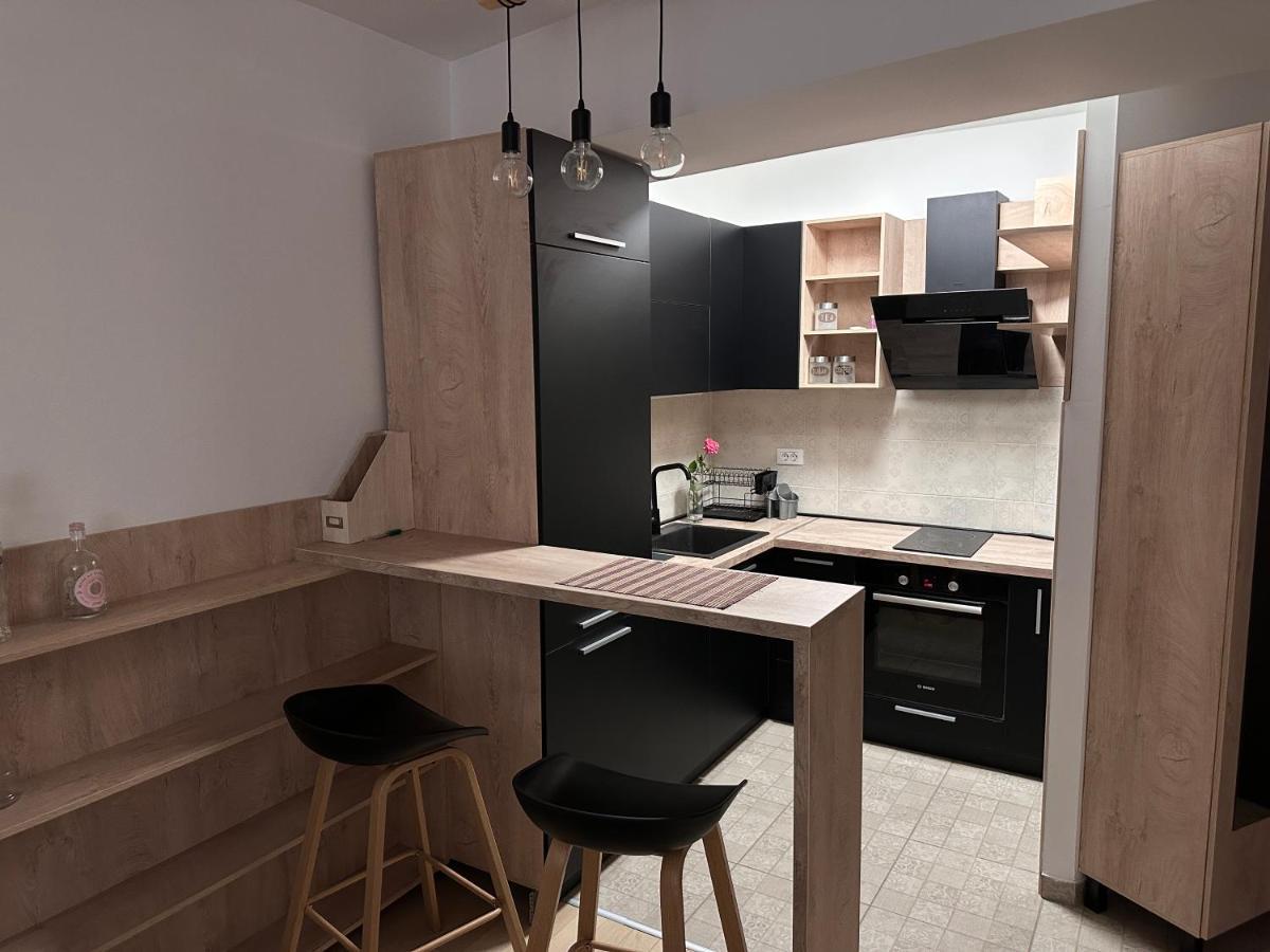 Dow Apartments - Luxury 13Th Floor, Parking Скопие Екстериор снимка