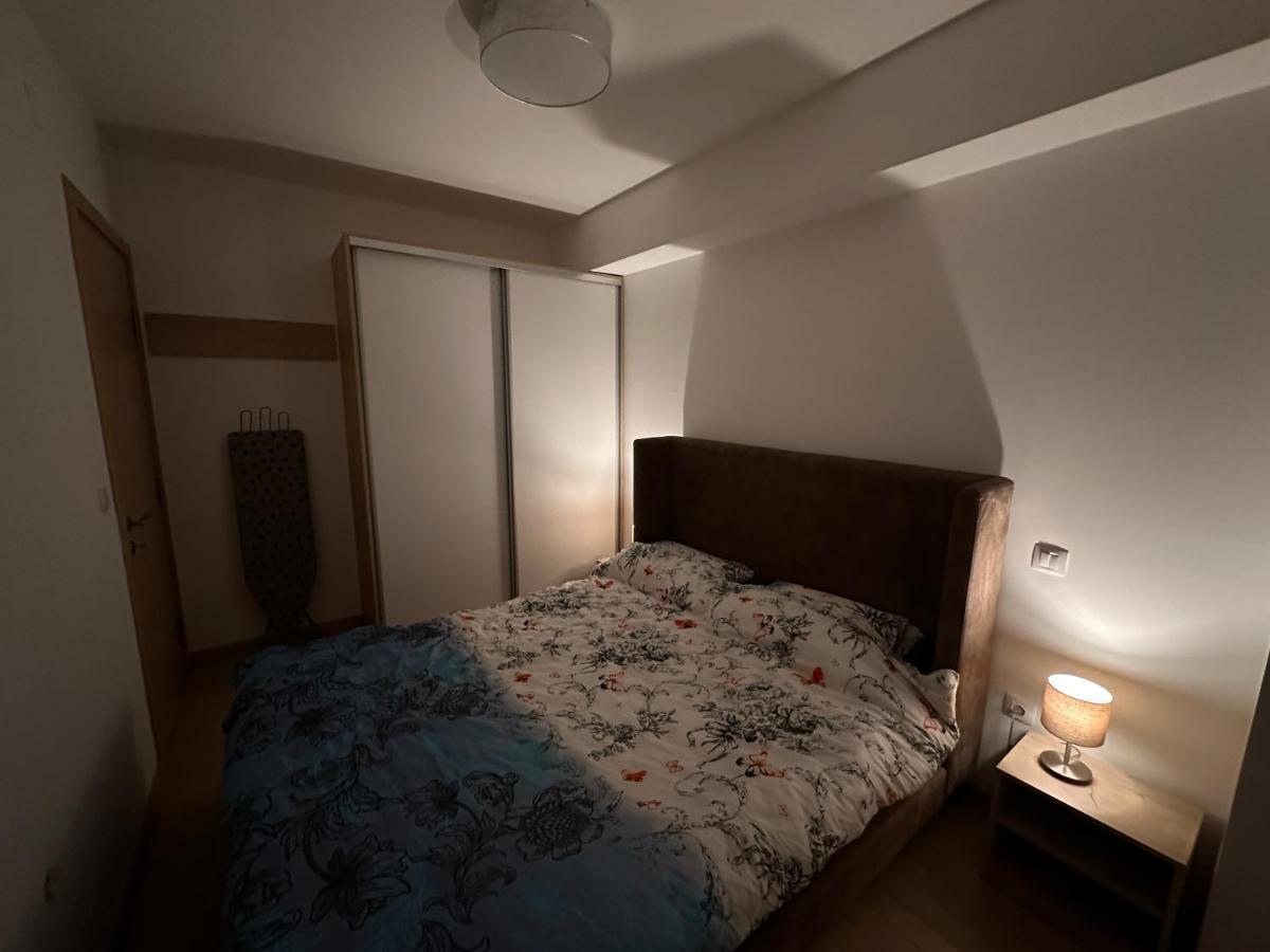 Dow Apartments - Luxury 13Th Floor, Parking Скопие Екстериор снимка